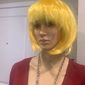 NEW SUNNY YELLOW WIG